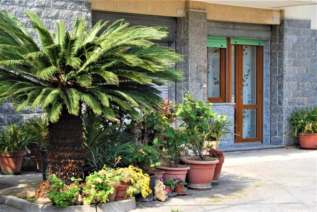 Case Di Rosita Pietra Ligure Bagian luar foto